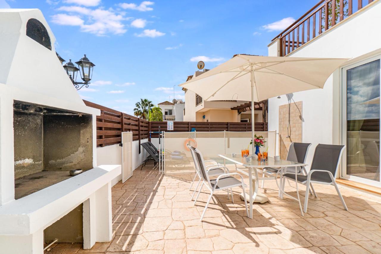 Villa Rosedale By Ezoria Villas Ayia Napa Esterno foto